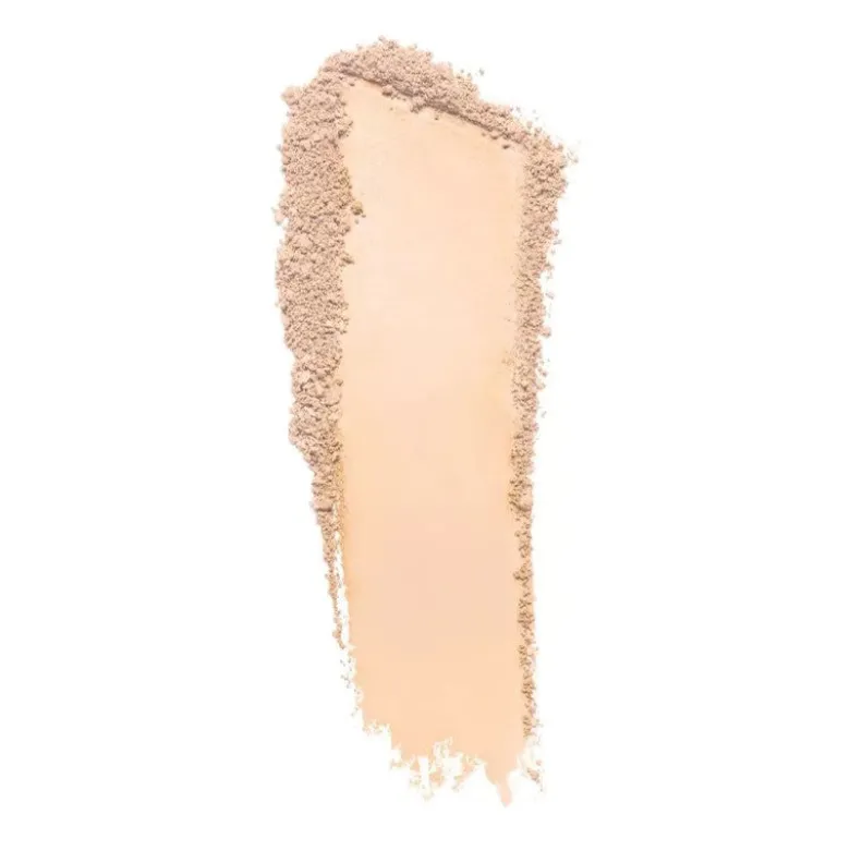 Double Wear Stay in Place Matte Powder Foundation SPF 10