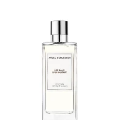 Les Eaux d'un Instant - Intimate White Flowers