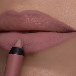 Makeupstudio - Stay On Me Matita Labbra durata 16h