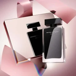 Narciso Rodriguez For Her EDT Confezione 50 ML Eau de Toilette + 50 ML Body Lotion + 50 ML Shower Gel