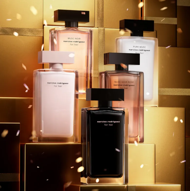Narciso Rodriguez For Her Pure Musc Confezione 50 ML Eau de Parfum + 50 ML Body Lotion + 50 ML Shower Gel