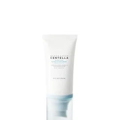 Skin1004 Madagascar Centella Hyalu-Cica Water-Fit Sun Serum
