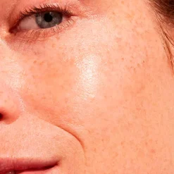 Stick Solaire Jeunesse Invisible Haute Protection SPF 50