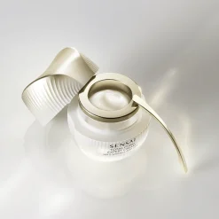Total Form Expert Cream